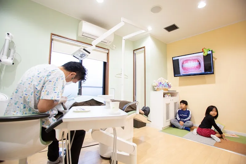 adult001 家族みんなできれいな歯を